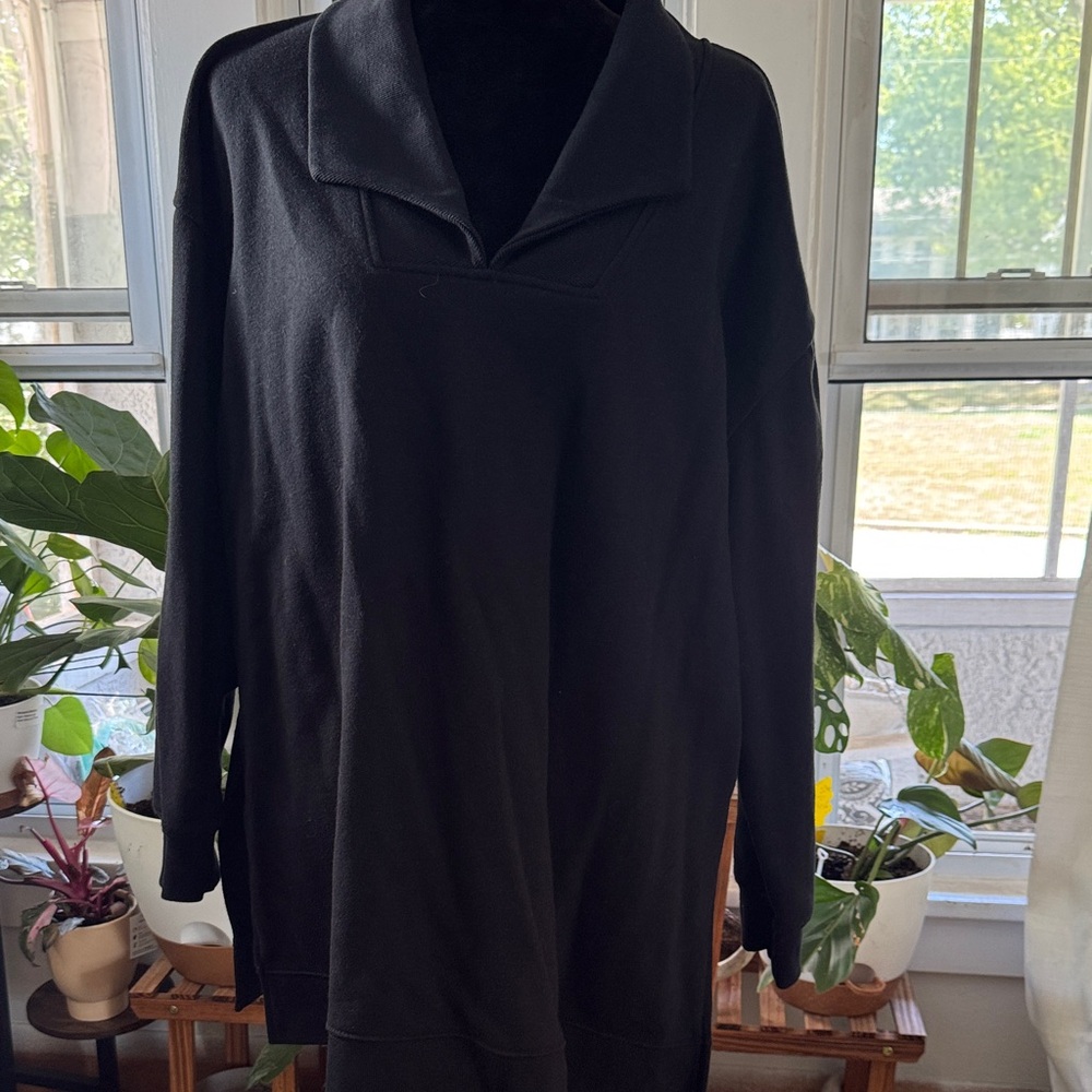 Ava & Viv Black Sweatshirt